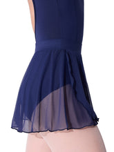 Load image into Gallery viewer, Essentials Pull On Skirt